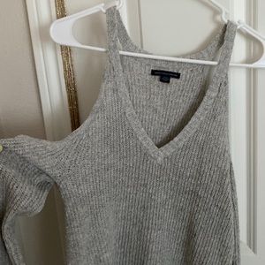 Medium off the shoulder Grey sweater!